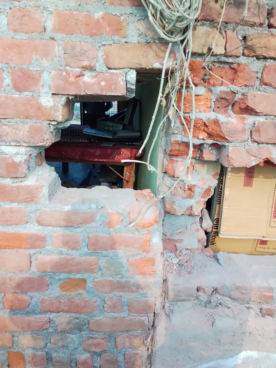Millions stolen from liquor shop