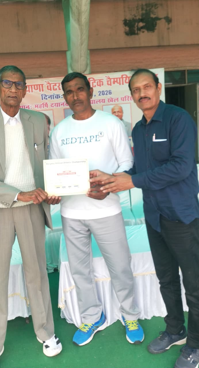 Jayprakash Jakhar secured first place in the shot put with a throw of 10.75 meters.
