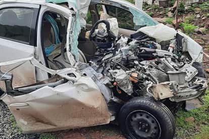 Ujjain News: ईको कार और बाइक की भिड़ंत एक युवक की हुई मौत, तीन गंभीर घायल