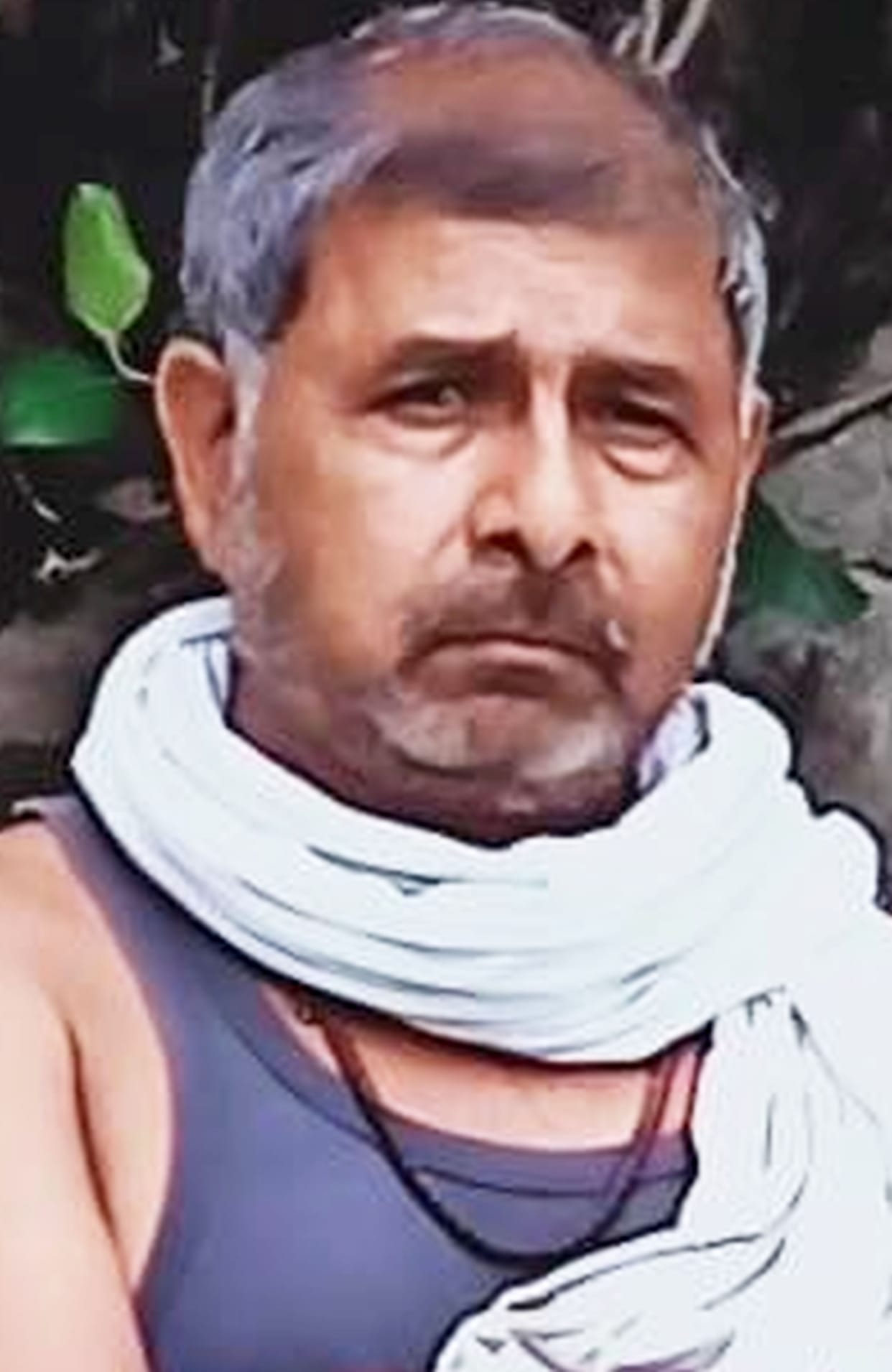 Faizan, who was smoking a cigarette after being injected with drugs, had his throat slit.
