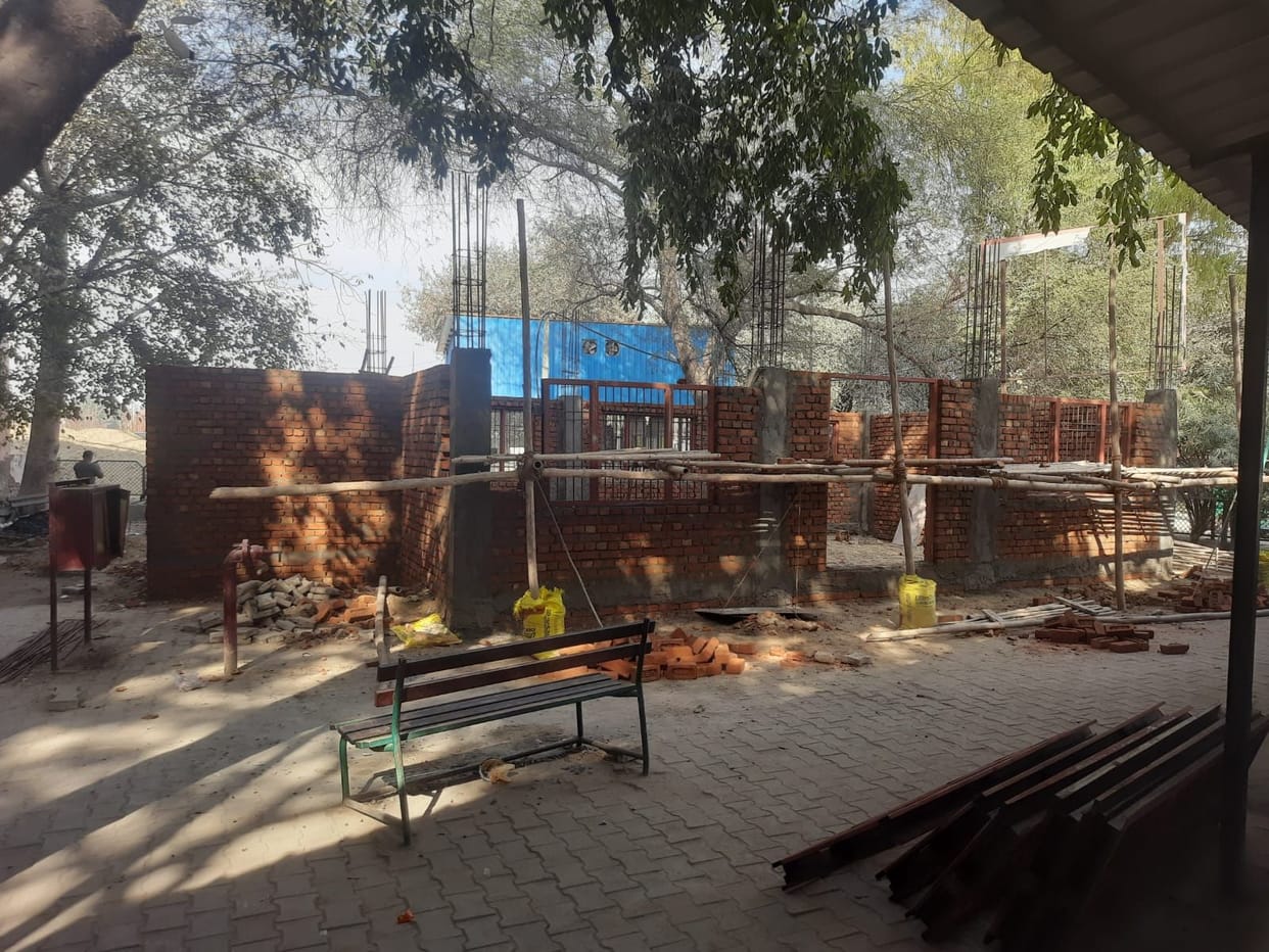A 10-bed ward is being built alongside the maternity department at the district hospital.