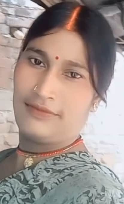 Bargadi has not had a road for 78 years, bodies carried on shoulders from the fields