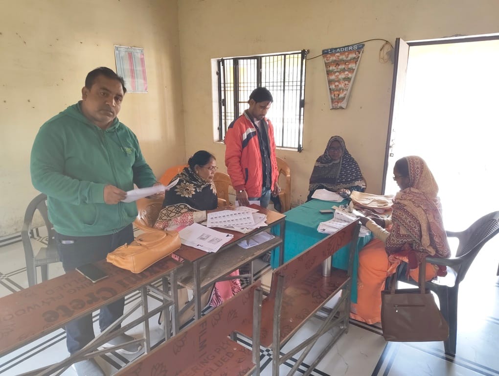 SIR: BLOs will conduct door-to-door verification of 5.24 lakh voters whose names appear in the lists of two different locations.