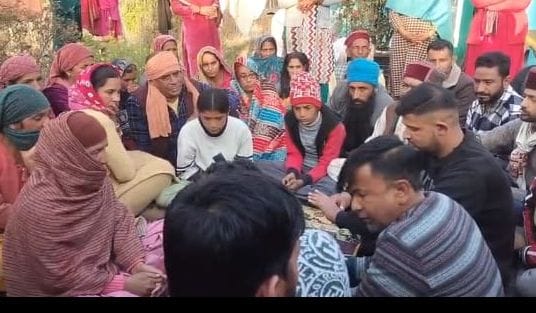 One lakh rupees given to the wife of the deceased driver, FD of two lakh rupees in the name of the children