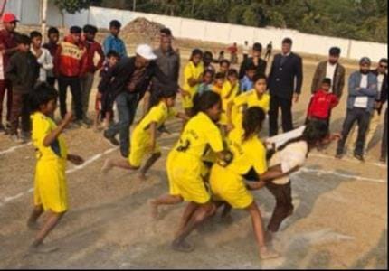 Munita and Nathuni Prasad came first in the race