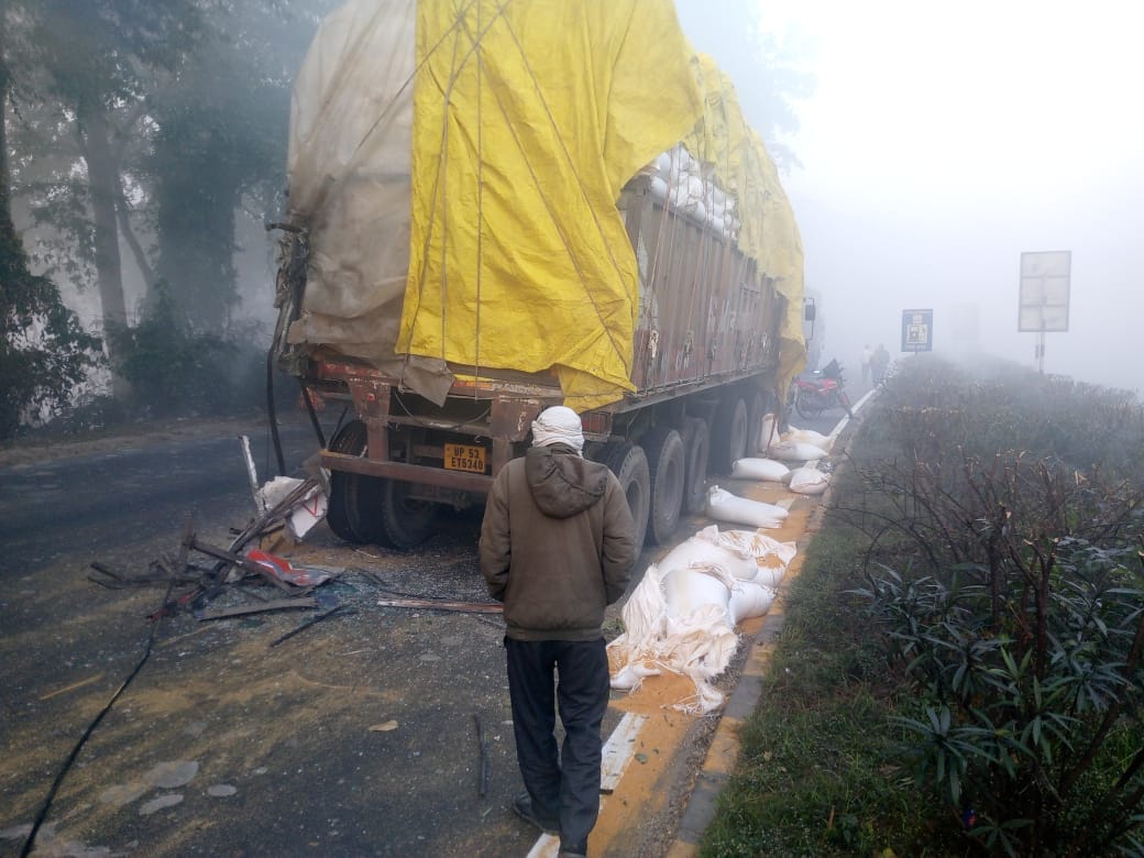 Four trucks collide in dense fog, no one injured
