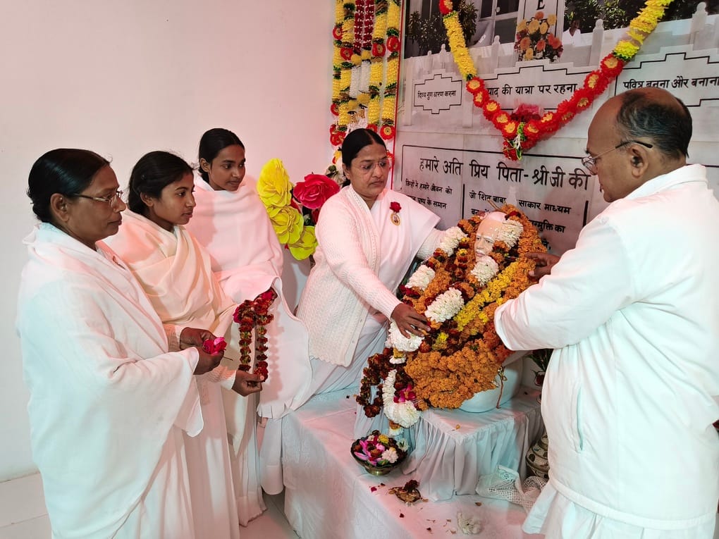14 hours of continuous yoga and silent meditation at the Brahma Kumaris Seva Kendra