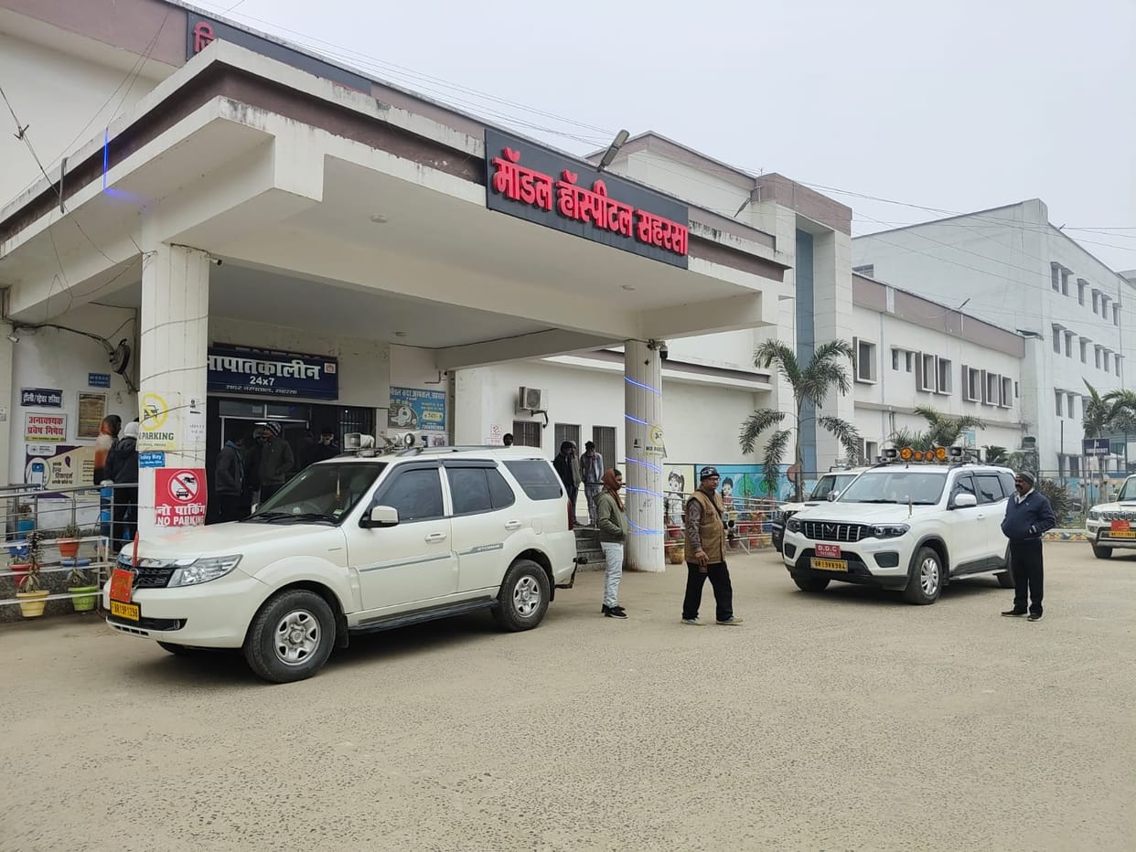 Bihar Saharsa Sadar Hospital Raid SDM Finds Doctor Absent During Midnight Check Ask show cause Notice