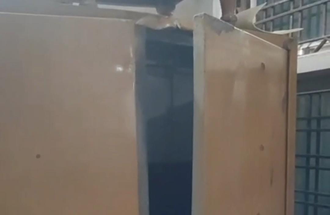 Alwar: Cash and jewelry stolen from an empty house; thieves caught on CCTV.