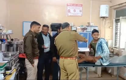 driver under influence of liquor ran over two people in Alwar abandoned number plate and fled with car