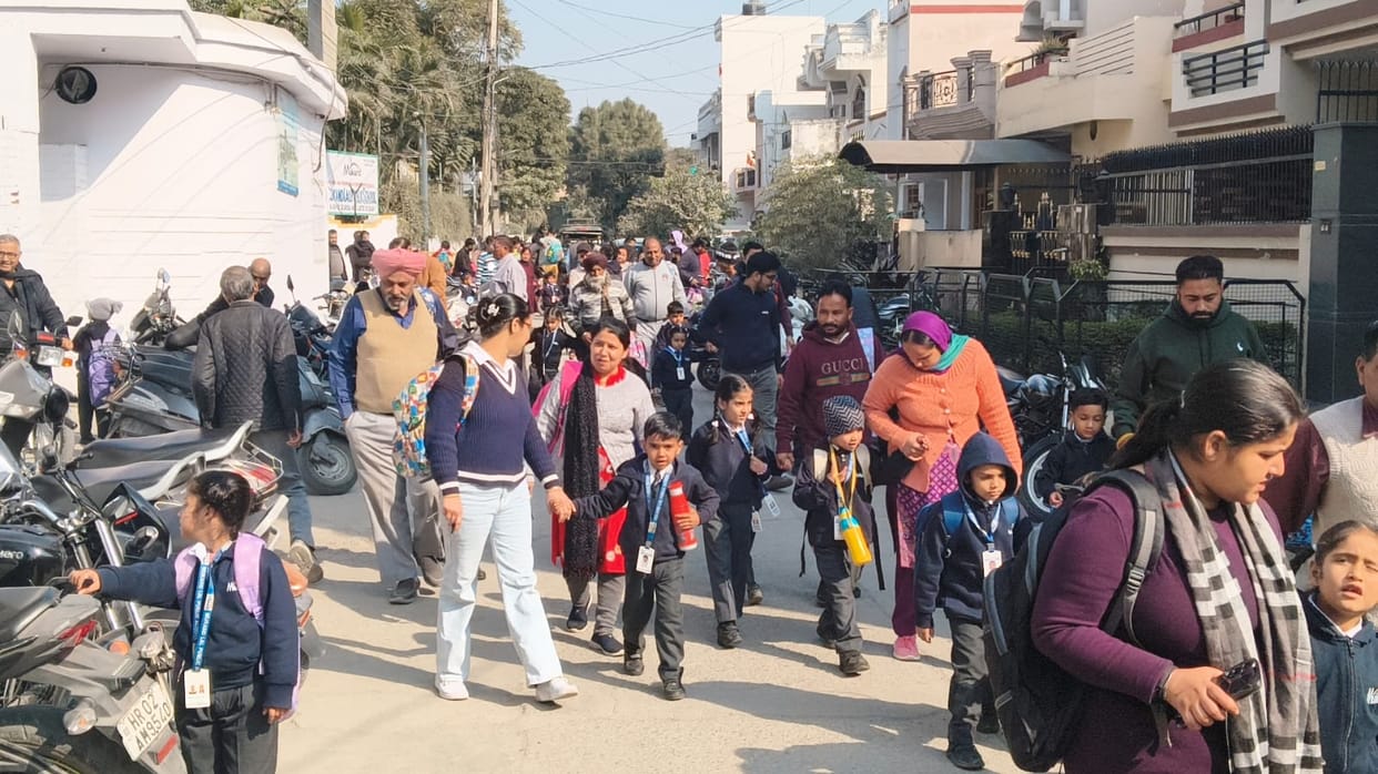 Schools reopened after the holidays, but few children showed up
