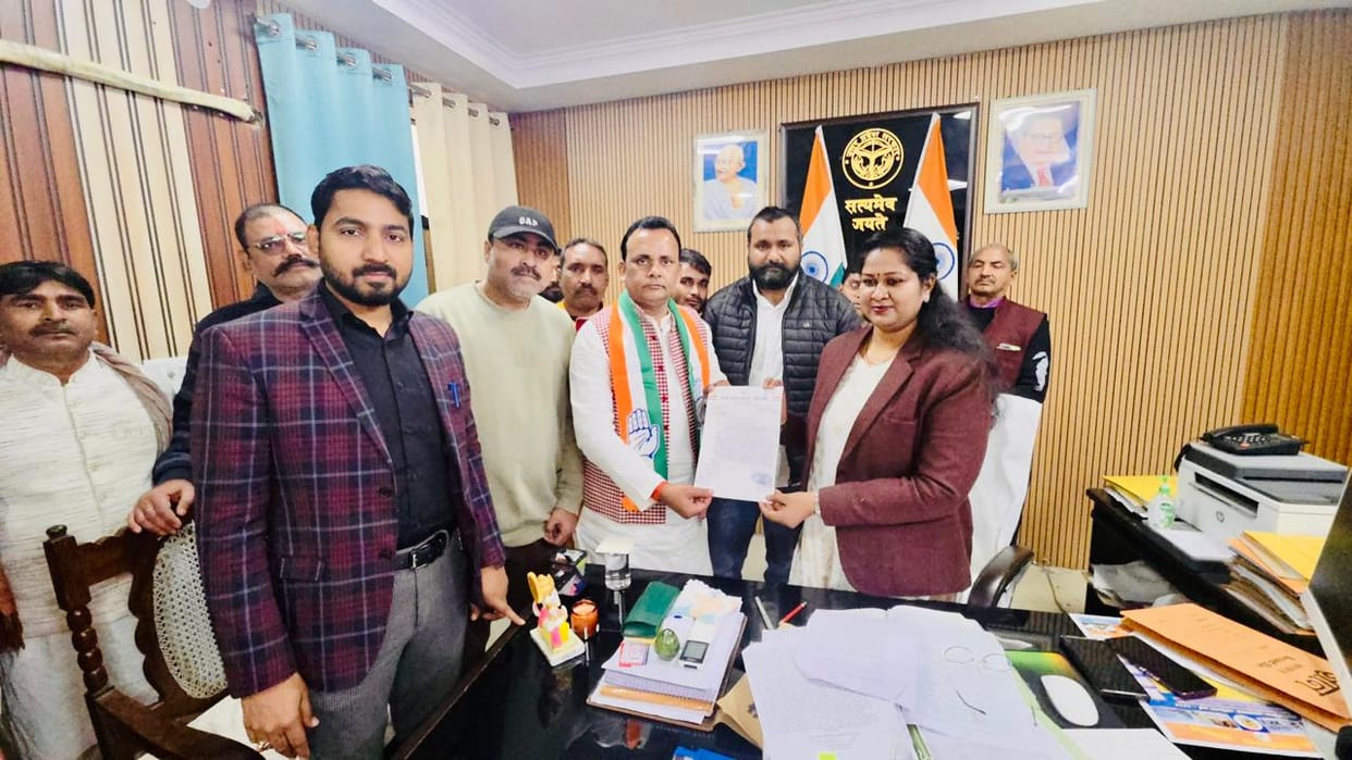 Congress protests against Manikarnika Ghat demolition