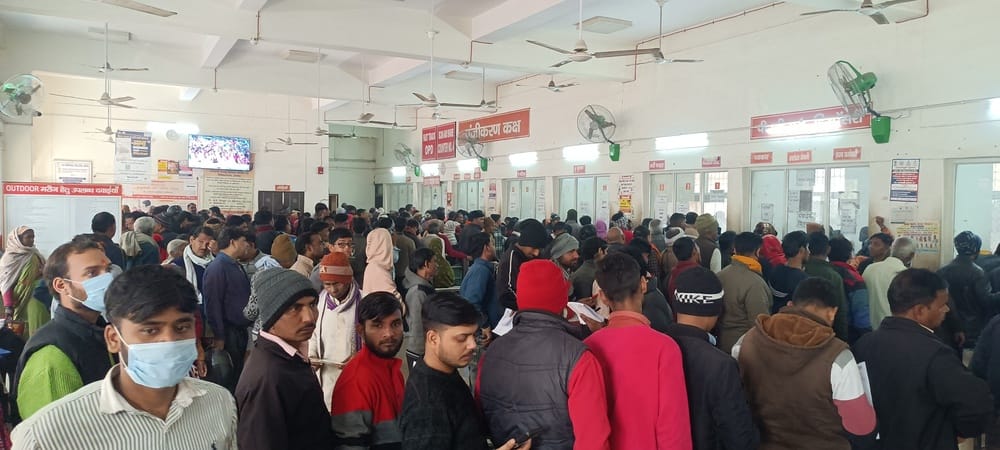 Queue of patients...treatment received in three hours