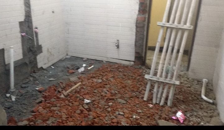 The Municipal Corporation took care of the dilapidated public toilet in the court premises.