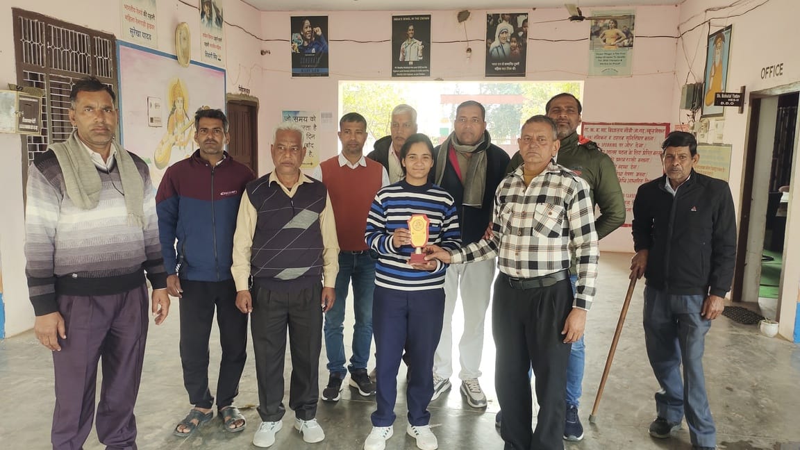Manisha from Surehti village selected in Indian Navy