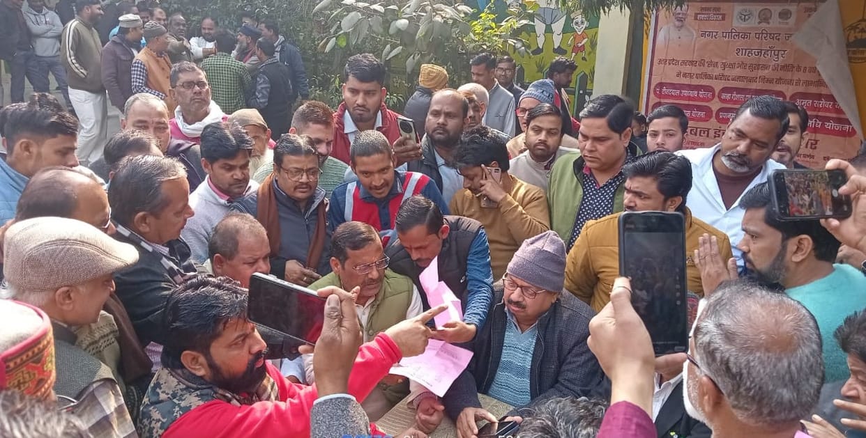 The chairman and the executive officer were gheraoed in protest against the increase in property and water taxes.