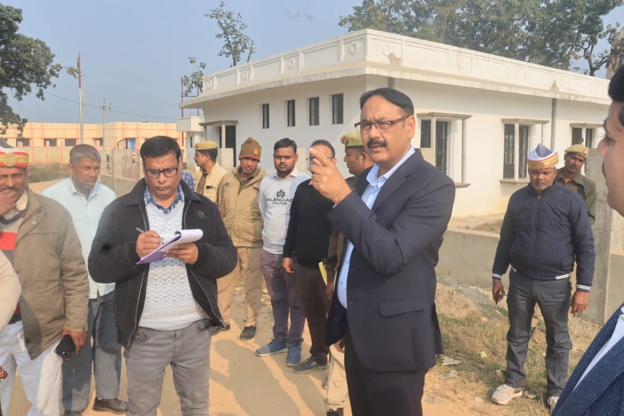 Students could not read English books... teachers' salaries withheld