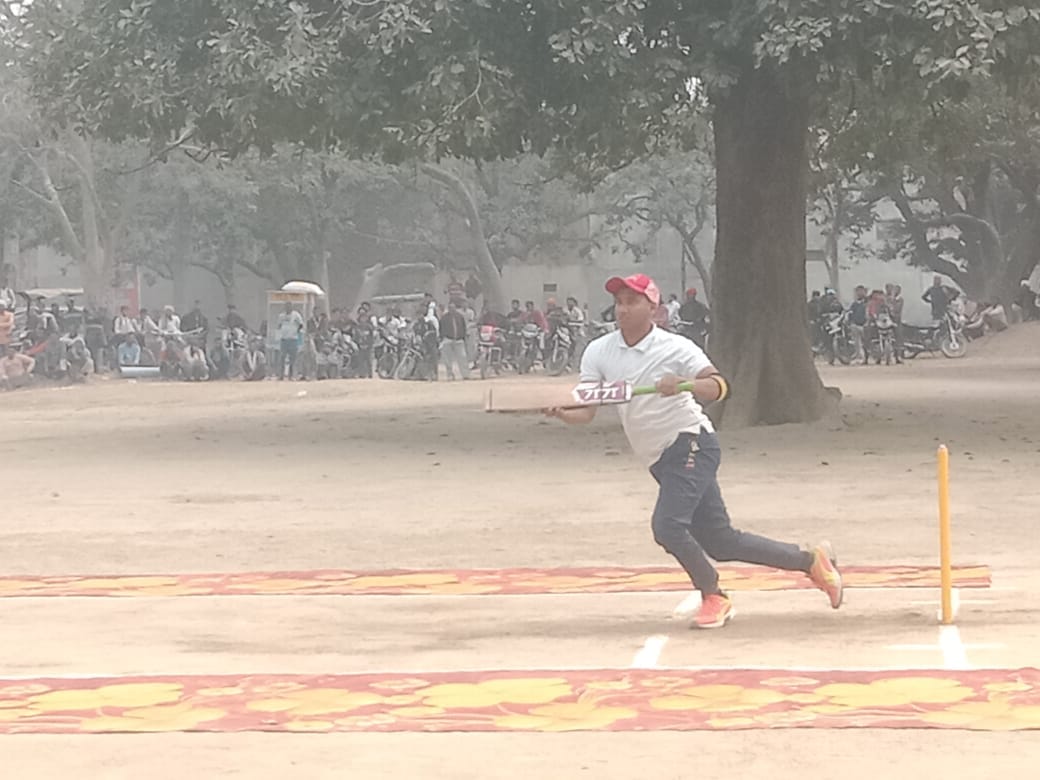Manyavar Kanshiram College defeated Kattappa team by 103 runs.