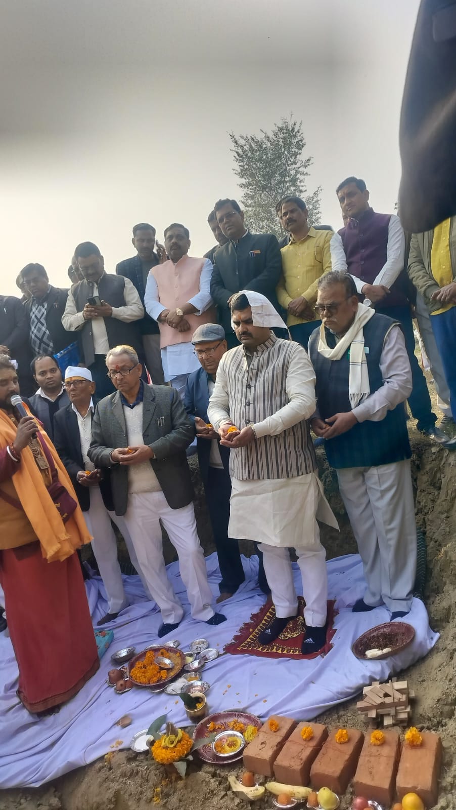 Chamber to be built for advocates, MLA performed Bhoomi Pujan