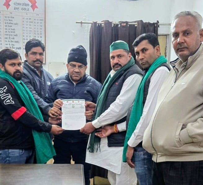Demand to increase additional general coaches in Sangam Express