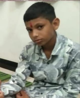 छात्र-सन्नी डामोर