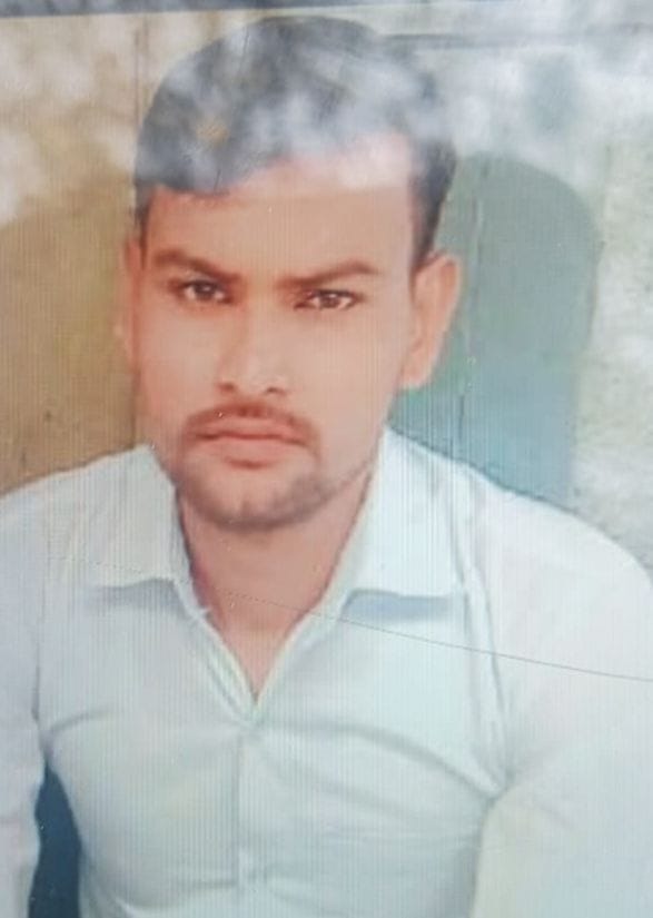 Father refused to give daughter-in-law her jewellery, son hanged himself