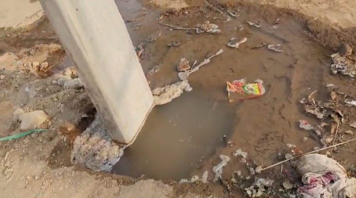 The water pipeline broke due to the negligence of the department.