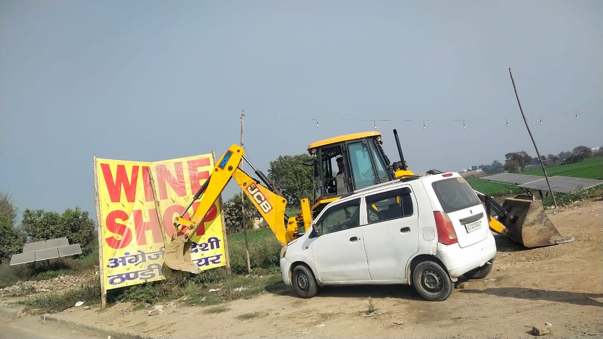 Encroachments removed from KMP Expressway.