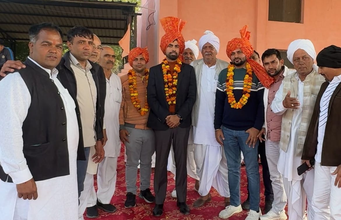 Irrigation department officials honored.