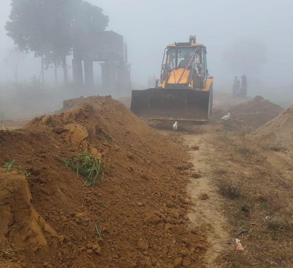 The road being constructed from Sahawar-Ganjdundwara road to Ram Chhitauni.