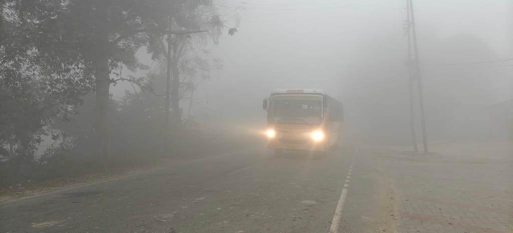 The minimum temperature dropped by one degree, and there was fog in the morning.