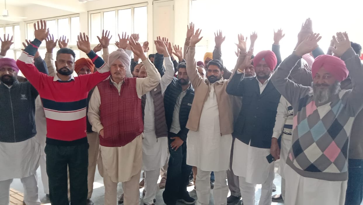 The Panchayat socially boycotted the family accused of Mahammadki and Jagvinder's murder; the Sarpanch's representative said - those who kill sacred relationships like son and brother are a threat to society as well