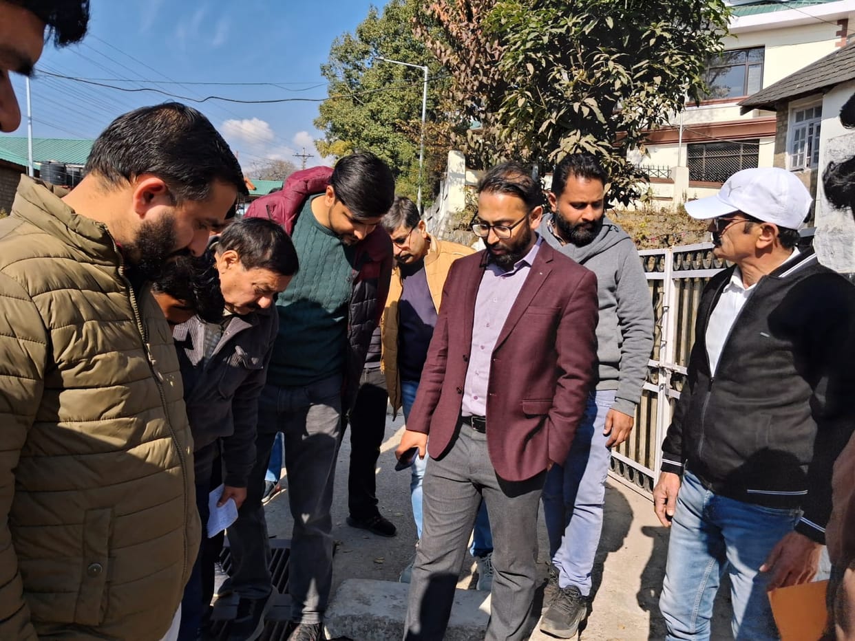A joint team of officials inspected the work of Smart Road.