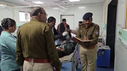 A Speeding View Storm Jeep Collided With A School Van, Killing A Kg Student  And Injuring 11 Other Children. - Betul News - बैतूल में दर्दनाक हादसा:तेज  रफ्तार जीप ने स्कूल वैन