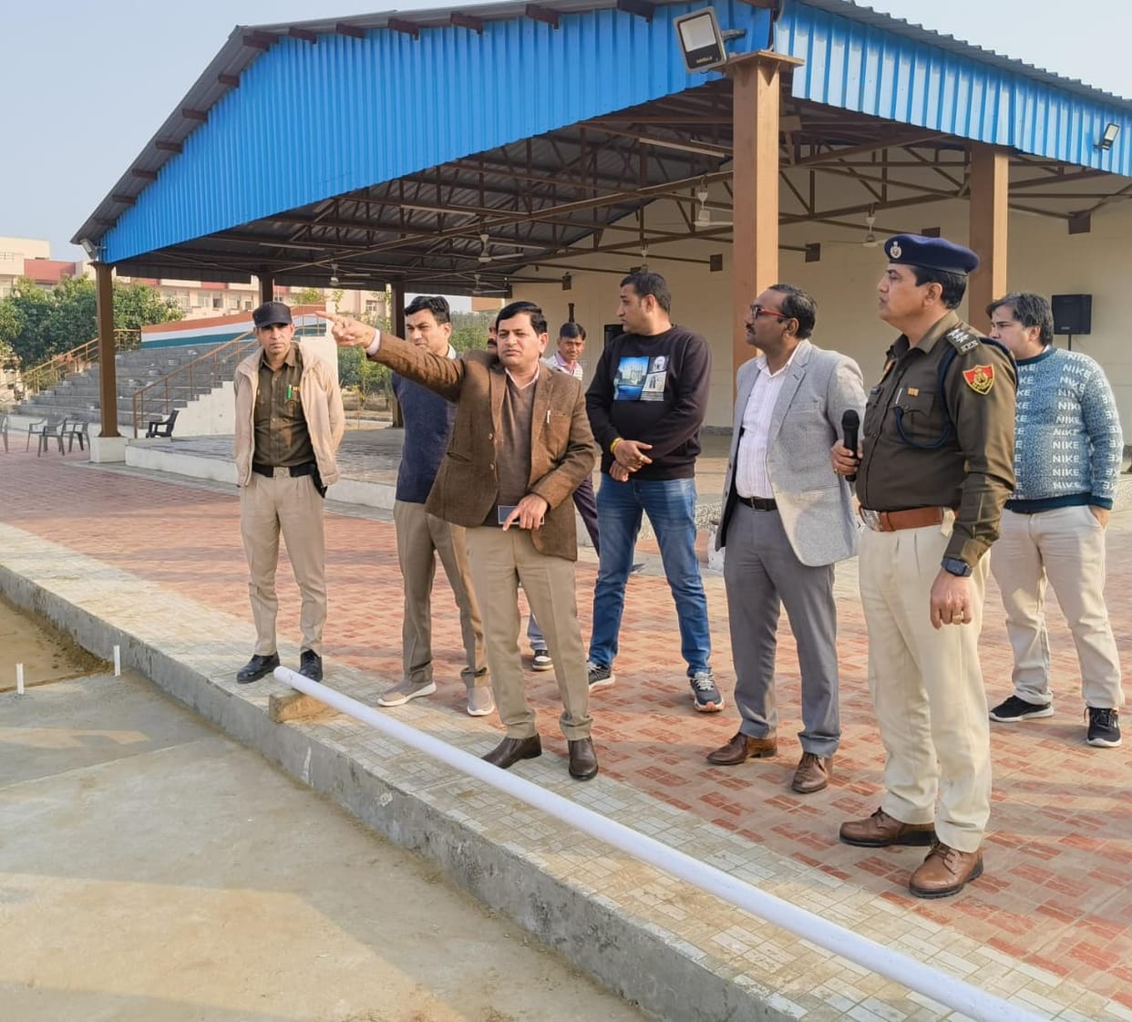 On January 26, heavy vehicles should take Jhajjar-Rohtak Road instead of Delhi Road.