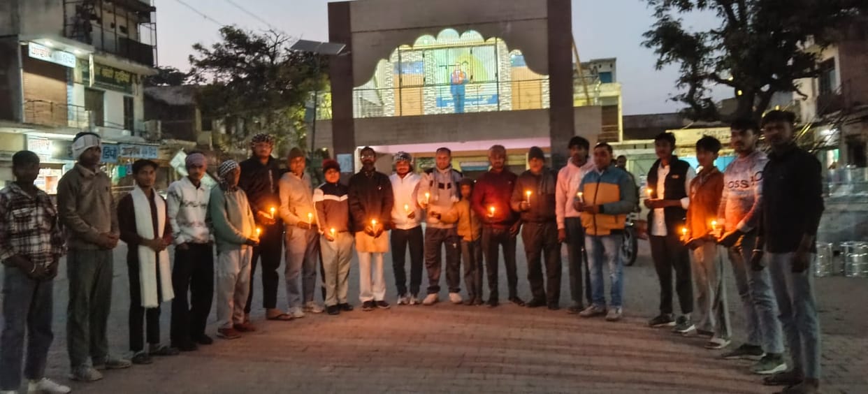 Kashyap Samaj took out a candle march in protest against Sonu's murder.