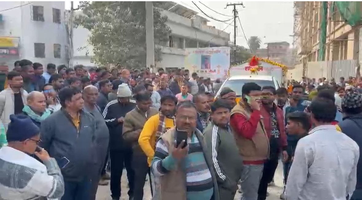 सिविल सर्जन एस.के. चौधरी की शवयात्रा में उमड़ा जन सैलाब