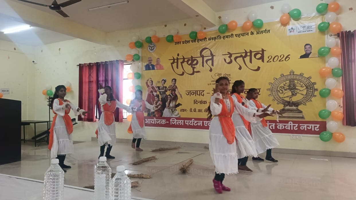Sejal tops in singing, Vedika tops in folk dance