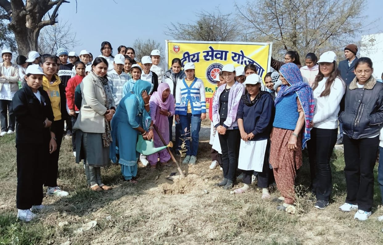 An oath was taken against social evils in Khokhri village.