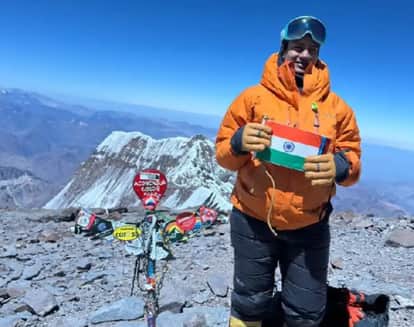 mansavi agarwal aconcagua 23000 feet tricolor flag seven summits