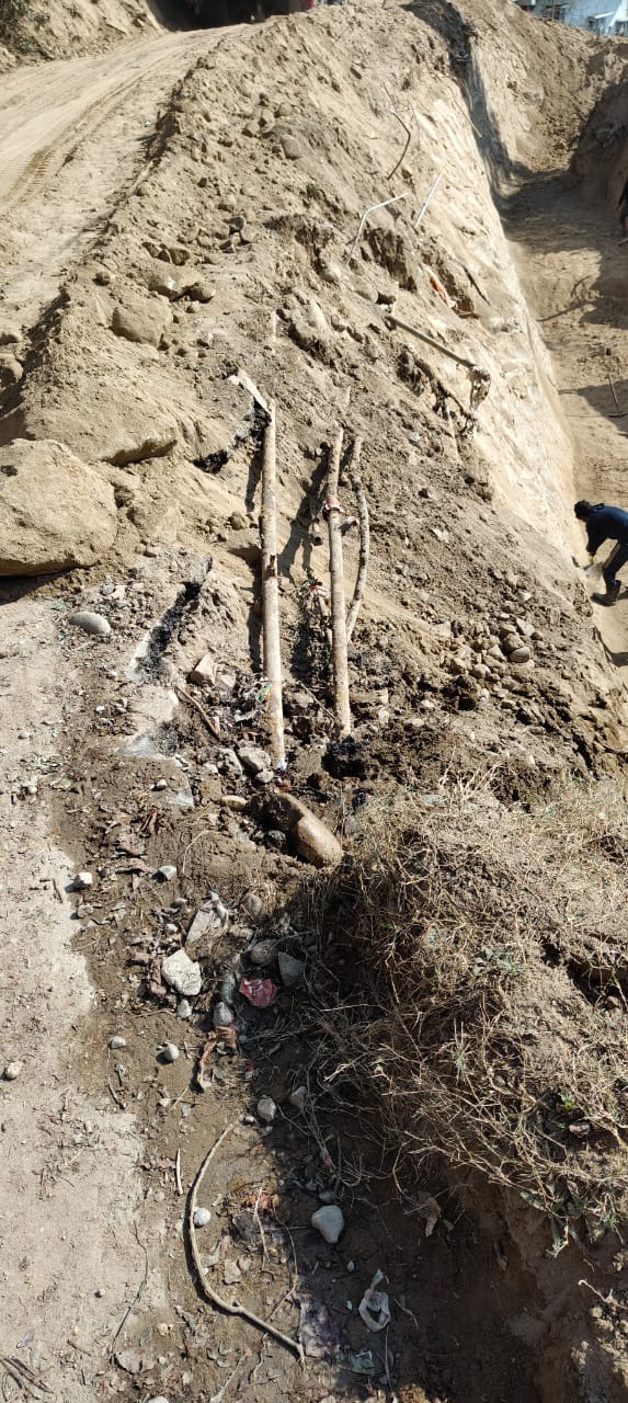 Drinking water crisis deepens in Anu and Brahmani villages, supply stalled for six days