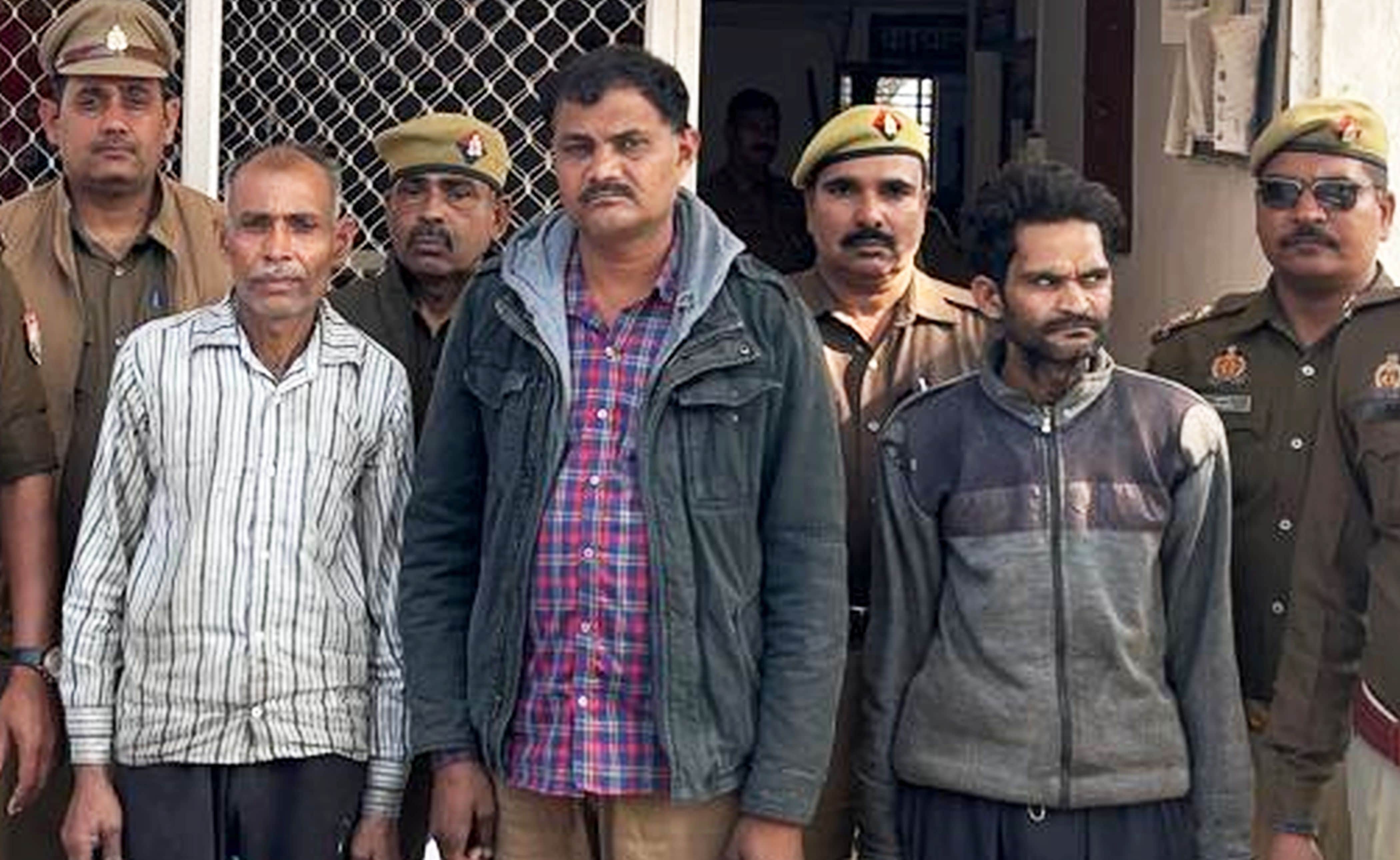 फोटो-33-मलवां थाने में पकड़े गए आराेपी। संवाद