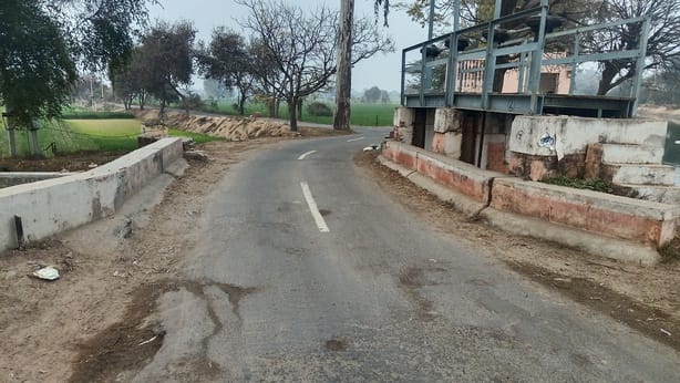 The 40-year-old Mehuwala head bridge is dilapidated, with broken walls and a narrow bridge causing trouble for pedestrians.