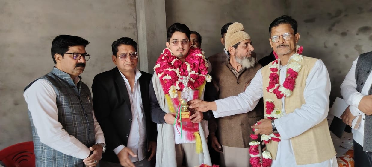 Hamza honored for winning gold medal