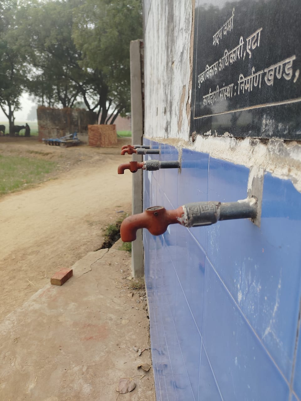 etah news water crisis in jalesar