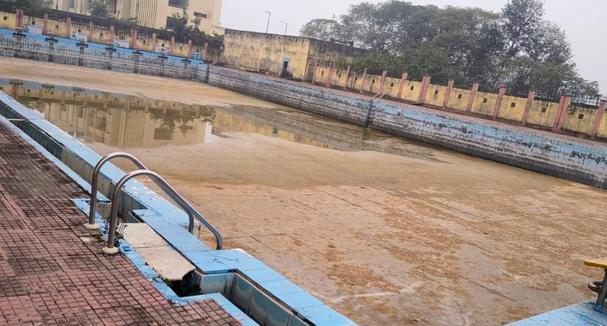 Siddharthnagar News: Neither coach nor supervision...the system is ruining the dreams of swimmers
