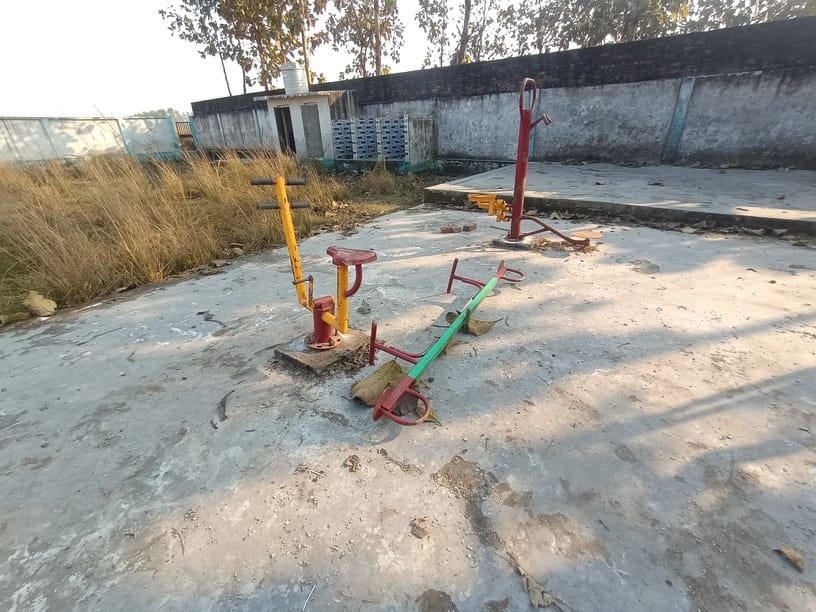The children's swing in the playground broke, and gym equipment and a submersible pump were stolen.