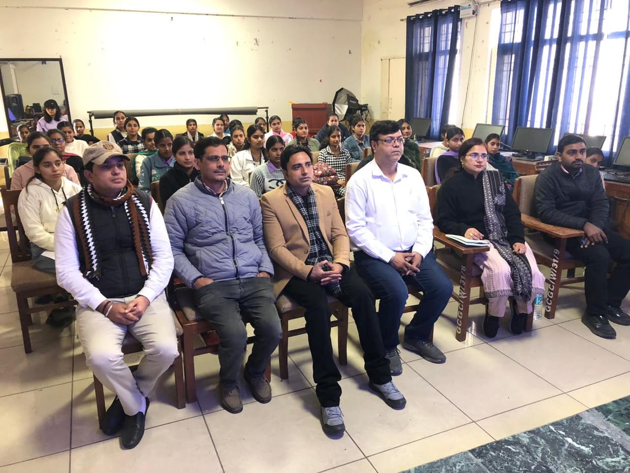 Taught girl students the tricks of journalism