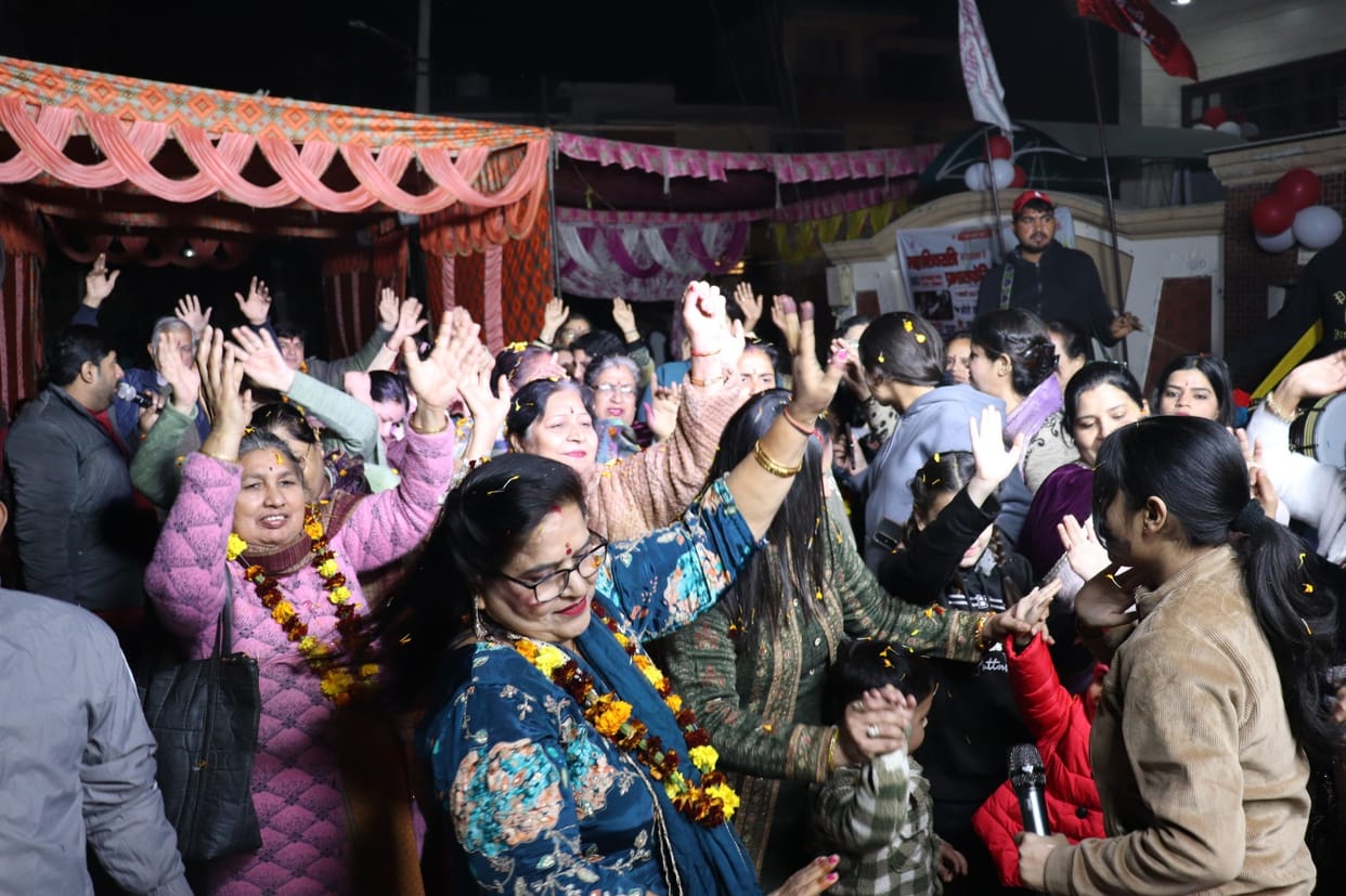 The chants of Har Har Mahadev echoed in the morning procession.