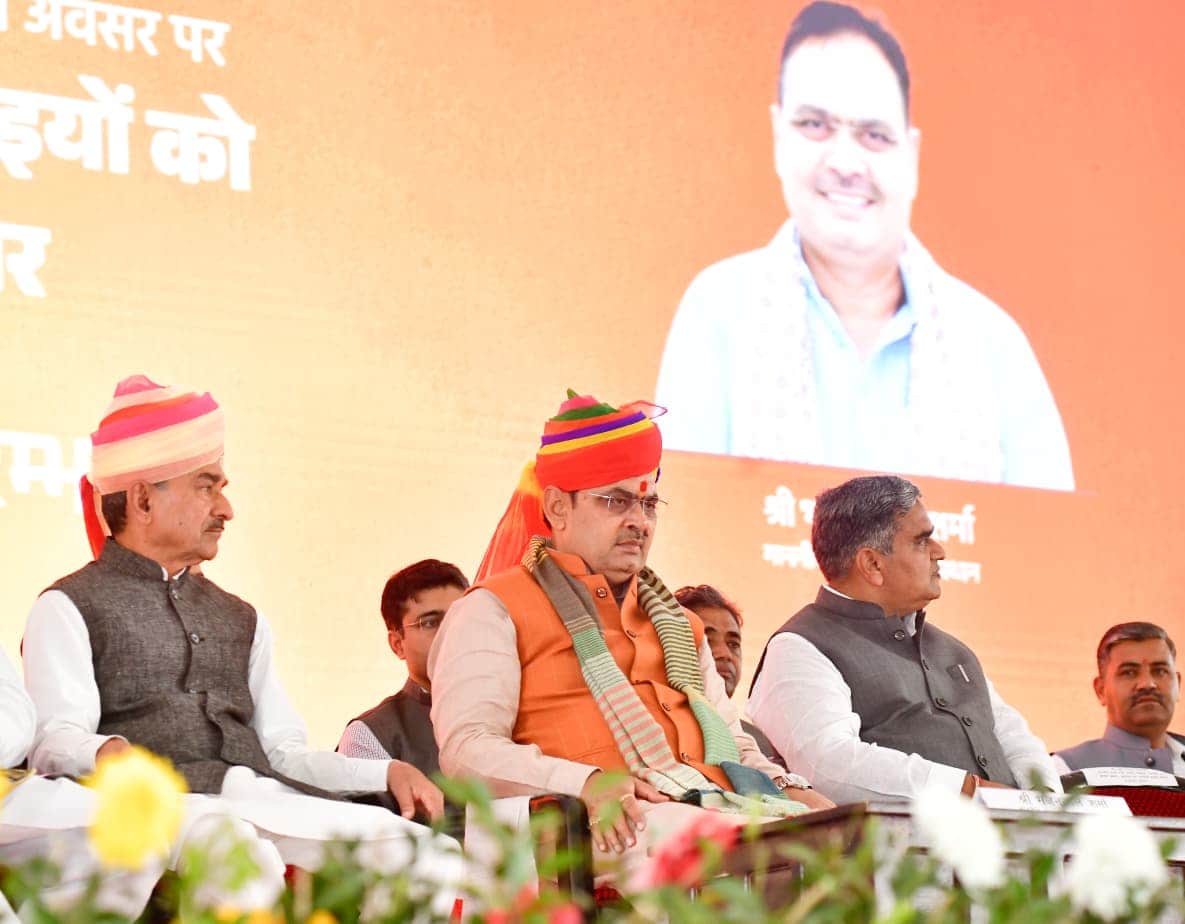 सिरोही में किसान सम्मान निधि के हस्तांतरण कार्यक्रम में मुख्यमंत्री भजनलाल शर्मा